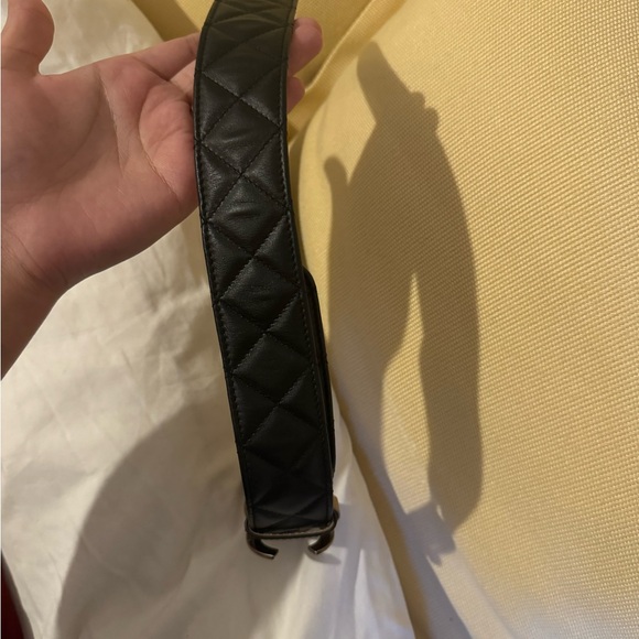 Chanel belt like new used 4 times size 80x32 - Picture 2 of 3